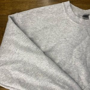Gilden Grey Specked Crewneck